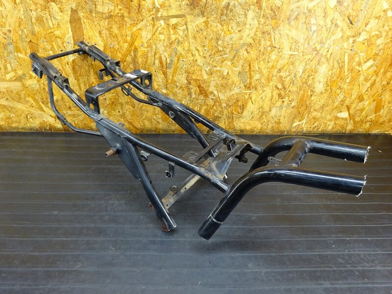 【250626】XJR1300(RP03J-001)◇ シートレール カット品!! | 中古バイクパーツ通販・買取　ジャンクヤード鳥取　JunkYard