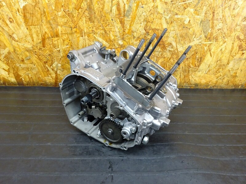 【250709】CBR250RR(MC51-1005)◇ エンジン腰下 ミッション クランクケース クランクシャフト コンロッド ※エンジンパーツ | 中古バイクパーツ通販・買取　ジャンクヤード鳥取　JunkYard