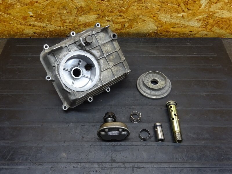 【250808】VTR250(MC33-1020)◆ オイルパン オイルフィルターカバー エンジンカバー ※エンジンパーツ MC15E | 中古バイクパーツ通販・買取　ジャンクヤード鳥取　JunkYard