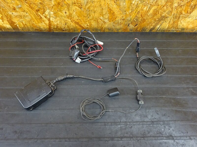 【250811】W650(EJ650A-012)◇ 二輪車用ETC車載器 アンテナ分離型 JRM-11 インジケーター 中古 【検索:W400 EJ400A | 中古バイクパーツ通販・買取　ジャンクヤード鳥取　JunkYard