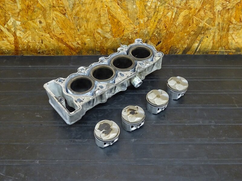 【251001】ZXR250(ZX250C-012)◇ シリンダー ピストン ※エンジンパーツ【検:バリオス ZX250 | 中古バイクパーツ通販・買取　ジャンクヤード鳥取　JunkYard