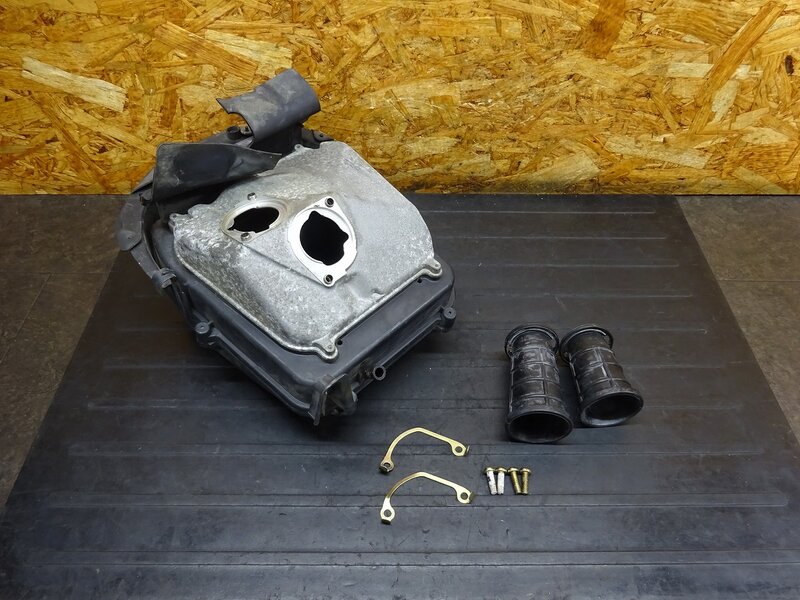 【251008】VT250スパーダ(MC20-1004)◆ エアクリーナーボックス エアクリボックス エアクリ | 中古バイクパーツ通販・買取　ジャンクヤード鳥取　JunkYard