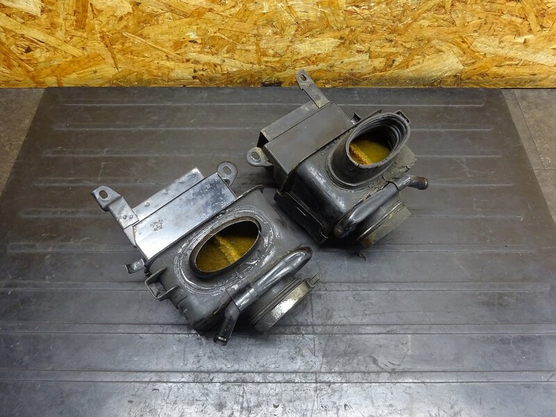 【251013】XS650SP(447-904)◆ エアクリーナーボックス左右セット エアクリボックス エアクリ 【SPL スペシャル ※検索：3G5 TX650 | 中古バイクパーツ通販・買取　ジャンクヤード鳥取　JunkYard