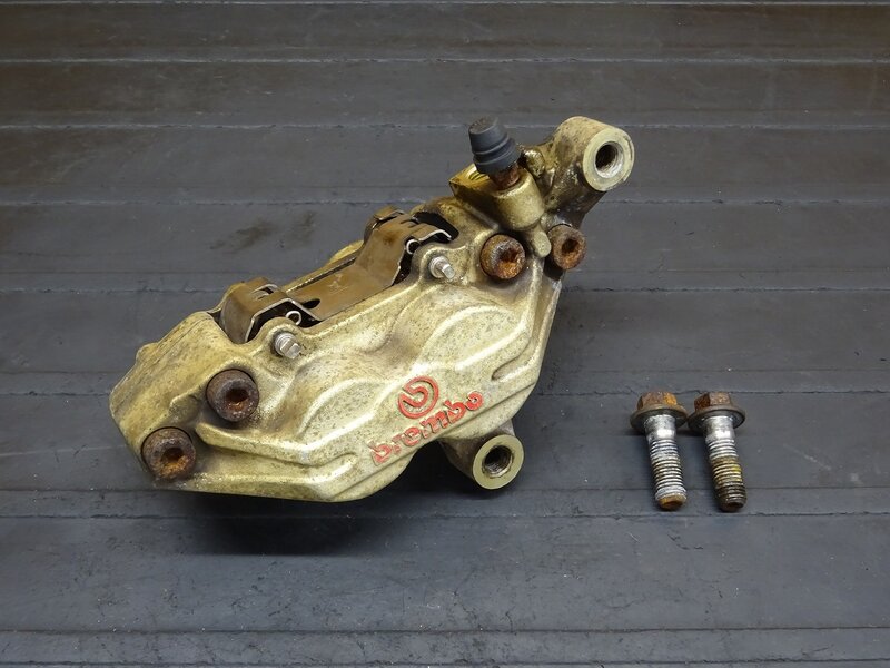 【251110】SRX400(3VN-086)◆ 社外フロントブレーキキャリパー ブレンボ 100mm 固着有 ※検索：XJR TZR インパルス イナズマ 【SRX600 | 中古バイクパーツ通販・買取　ジャンクヤード鳥取　JunkYard