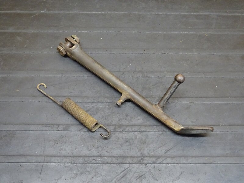 【251127】SR400(1JR-272)◆ サイドスタンド スプリング ネジ山潰れ有 【検:SR500 1JN 2J2 2H6 | 中古バイクパーツ通販・買取　ジャンクヤード鳥取　JunkYard