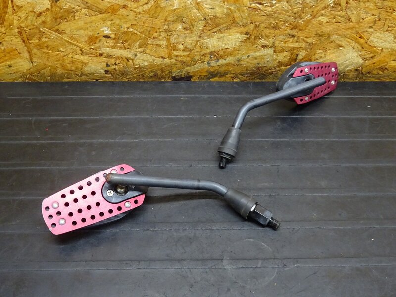 【251206】VTR250(MC33-1602)◆ 社外ミラー左右セット ブレードミラー 10mm MAGAZI マガジ 削れ/色褪せ有 【Fi | 中古バイクパーツ通販・買取　ジャンクヤード鳥取　JunkYard