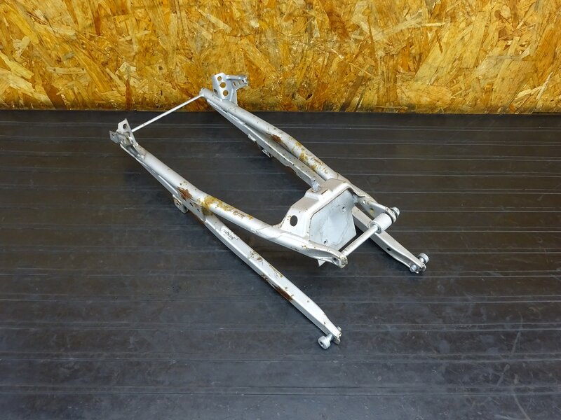 【251224】NSR250R SP(MC28-1100)◇ シートレール シートフレーム サブフレーム 錆/削れ有 ※検:MC21 【流用車外し | 中古バイクパーツ通販・買取　ジャンクヤード鳥取　JunkYard