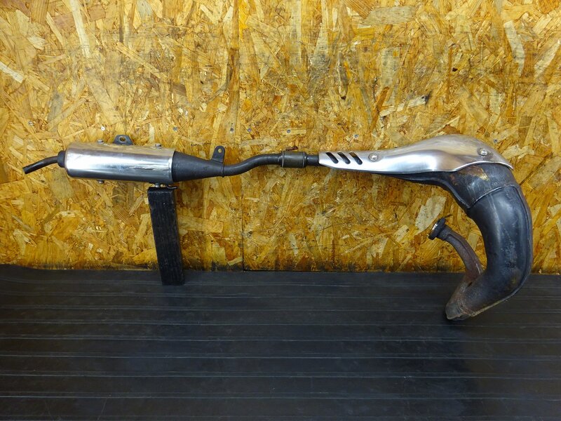 【260111】TDR80 (3GA-001)◆ マフラー チャンバー エキパイ サイレンサー 凹み/削れ有 ジャンク | 中古バイクパーツ通販・買取　ジャンクヤード鳥取　JunkYard