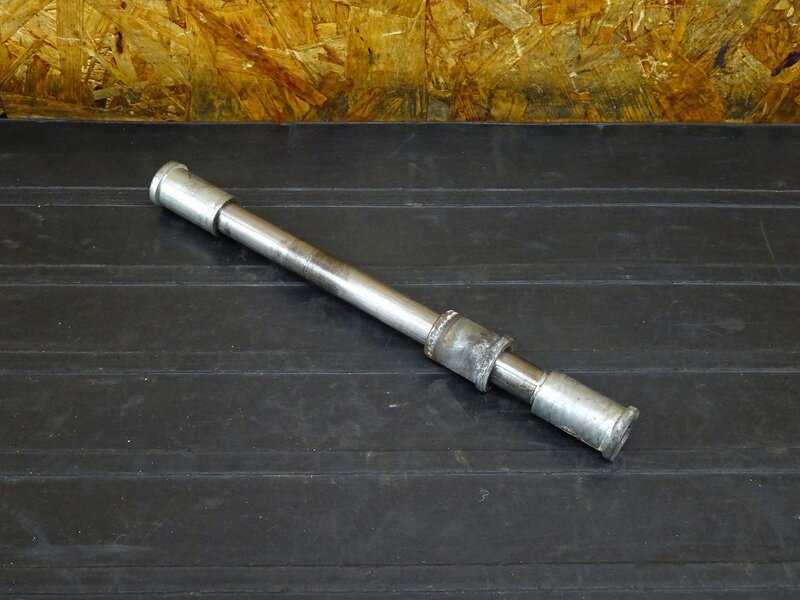 【260312】ゼファー400(ZR400C-094)◇ フロントアクスルシャフト 【C5 | 中古バイクパーツ通販・買取　ジャンクヤード鳥取　JunkYard