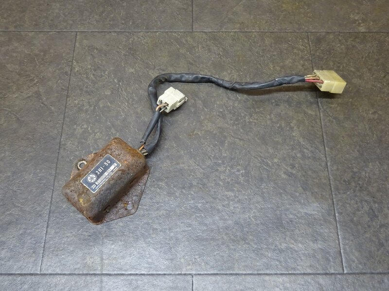 【250435】SR400(2H6-230)◆ CDI イグナイター 3H1-50 【SR500 2J2 1JR | 中古バイクパーツ通販・買取　ジャンクヤード鳥取　JunkYard