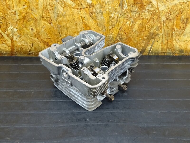 【250506】GB250クラブマン(MC10-1021)◇ シリンダーヘッド ロッカーアーム ※エンジンパーツ 【1型 初期型 | 中古バイクパーツ通販・買取　ジャンクヤード鳥取　JunkYard