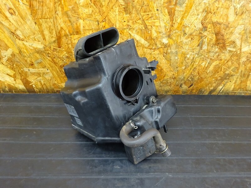 【250514】GB400TT(NC20-1010)◇ エアクリーナーボックス エアクリボックス エアクリ 【4900km外し 検索:GB500TT | 中古バイクパーツ通販・買取　ジャンクヤード鳥取　JunkYard