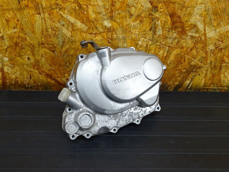 【250906】FTR223(MC34-1008)◇ クラッチカバー エンジンカバー右 腐食有 ※エンジンパーツ | 中古バイクパーツ通販・買取　ジャンクヤード鳥取　JunkYard