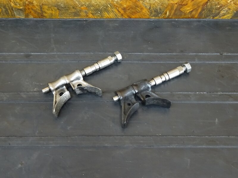 【251106】NSR250R◇ RCバルブ 排気バルブ 削れ/汚れ有 ※エンジンパーツ MC16E-1037190外し【検索:MC18 88 | 中古バイクパーツ通販・買取　ジャンクヤード鳥取　JunkYard