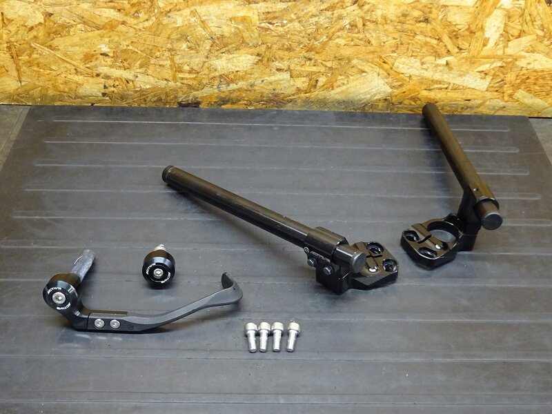 【251220】Ninja250(EX250L-019)◆ 社外セパレートハンドル セパハン Φ37mm 22.2mm バーエンド レバーガード アクティブ 【ABS付 | 中古バイクパーツ通販・買取　ジャンクヤード鳥取　JunkYard