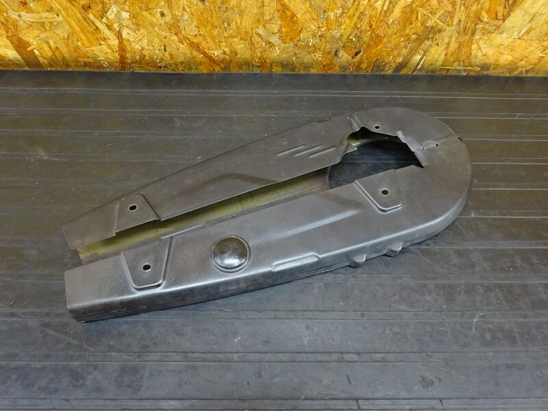【260105】クロスカブ110(JA45-1003)◇ チェーンカバー チェーンガード 傷/錆有 | 中古バイクパーツ通販・買取　ジャンクヤード鳥取　JunkYard