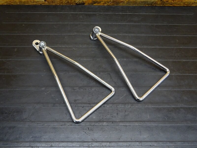 【260205】サベージ650(NP41A-104)◆ サイドバッグサポート ステー トライアングル 【サベージ400 | 中古バイクパーツ通販・買取　ジャンクヤード鳥取　JunkYard