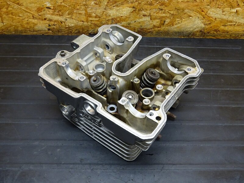 【260212】GB250クラブマン(MC10-170)◆ シリンダーヘッド 削れ有 ※エンジンパーツ 【5型 最終型 | 中古バイクパーツ通販・買取　ジャンクヤード鳥取　JunkYard