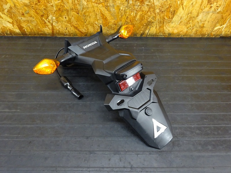 【241017】グロム(JC75-1200)◇ リアフェンダー リアウインカー ウィンカー ナンバー灯 【GROM MSX125 | 中古バイクパーツ通販・買取　ジャンクヤード鳥取　JunkYard