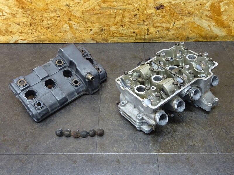 【250505】CBR250RR(MC22-1009)◆ シリンダーヘッドセット シリンダーヘッドカバー カムホルダー ※エンジンパーツ MC14E | 中古バイクパーツ通販・買取　ジャンクヤード鳥取　JunkYard