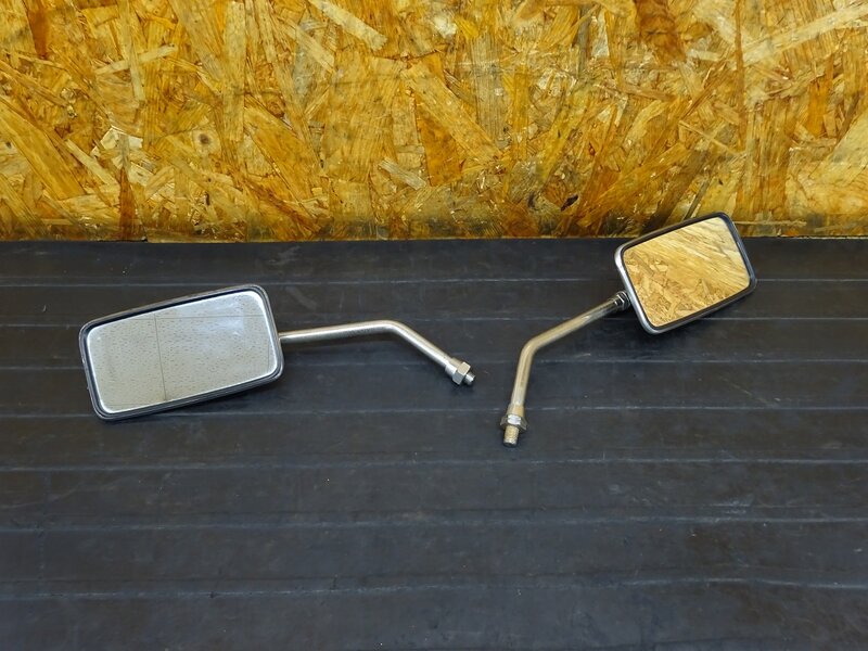 【250702】SR400(1JR-304)◇ ミラー左右セット 逆ネジ 10mm 傷 錆有 【検:SR500 1JN 2J2 2H6 | 中古バイクパーツ通販・買取　ジャンクヤード鳥取　JunkYard
