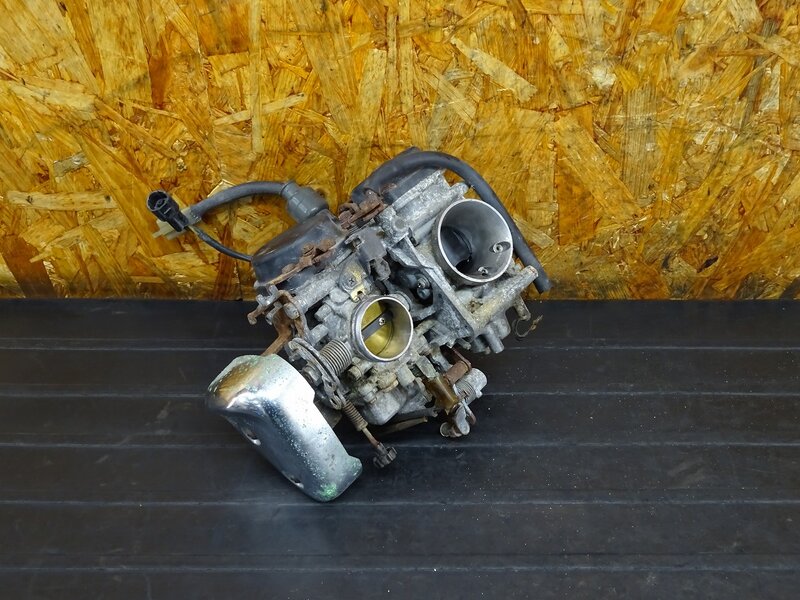 【250821】ドラッグスター1100(VP10J-000)◇ キャブレター キャブ 割れ 補修歴有 ジャンク!! | 中古バイクパーツ通販・買取　ジャンクヤード鳥取　JunkYard