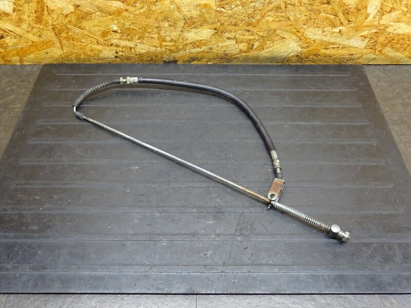 【250923】バルカン400クラシック(VN400A-016)◆ リアブレーキワイヤー ブレーキロッド 劣化有 | 中古バイクパーツ通販・買取　ジャンクヤード鳥取　JunkYard