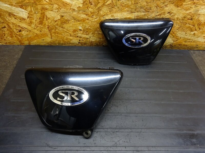 【251102】SR400(RH01J-020)◆ サイドカバー左右セット サイドカウル 【イモビ付 | 中古バイクパーツ通販・買取　ジャンクヤード鳥取　JunkYard