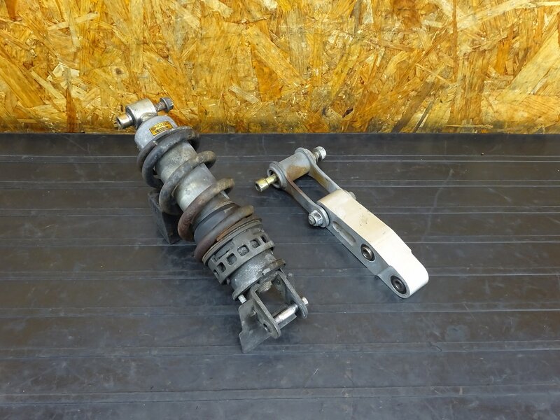 【251111】CBR250RR(MC22-1006)◇ リアサスペンション リアサス リアショック リヤサス リンク(割れ有) | 中古バイクパーツ通販・買取　ジャンクヤード鳥取　JunkYard