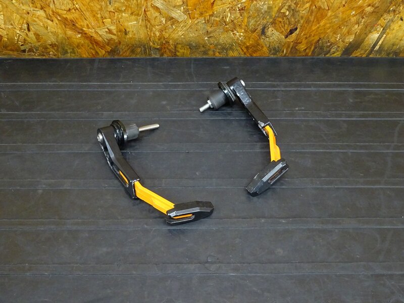 【251111】◇ レバーガード ブレーキガード クラッチガード ナックルガード 削れ有 | 中古バイクパーツ通販・買取　ジャンクヤード鳥取　JunkYard