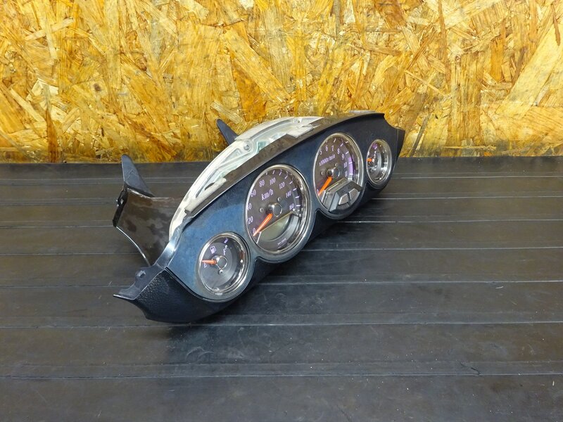 【251117】ジェンマ250(CJ47A-101)◇ スピードメーター タコメーター インジケーターランプ 82261km メーターカバー | 中古バイクパーツ通販・買取　ジャンクヤード鳥取　JunkYard