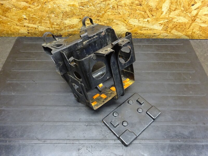 【251123】XS650SP(3G5-459)◆ バッテリーケース バッテリーボックス バッテリーカバー 【SPL スペシャル | 中古バイクパーツ通販・買取　ジャンクヤード鳥取　JunkYard