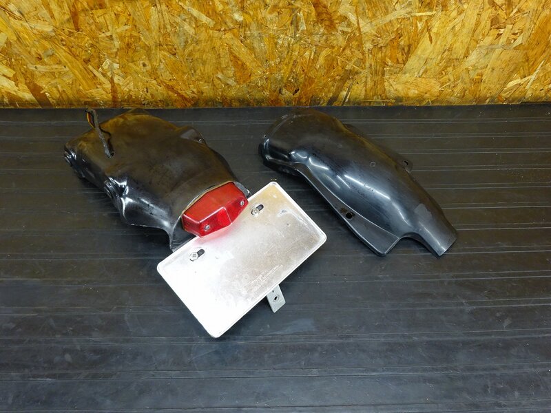 【251201】SR400(1JR-290)◇ 社外フェンダーレスキット フェンダーレス ルーカス インナーフェンダー キジマ?? 【検:SR500 1JN 2J2 2H6 | 中古バイクパーツ通販・買取　ジャンクヤード鳥取　JunkYard