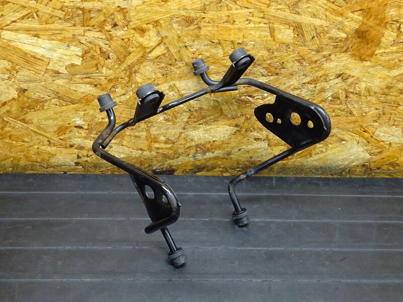 【251206】VTR250(MC33-1602)◆ ヘッドライトステー 曲がり有 【Fi | 中古バイクパーツ通販・買取　ジャンクヤード鳥取　JunkYard