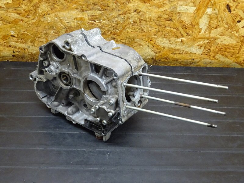 【251215】モトラ(AD05-1002)◆ クランクケース左右セット ※エンジンパーツ【検索：モンキー カブ ダックス | 中古バイクパーツ通販・買取　ジャンクヤード鳥取　JunkYard