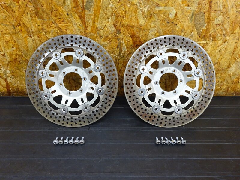 【251224】NSR250R SP(MC28-1100)◇ フロントブレーキディスクローター ブレーキディスク 錆/段付き有 ※検:MC21 【流用車外し | 中古バイクパーツ通販・買取　ジャンクヤード鳥取　JunkYard