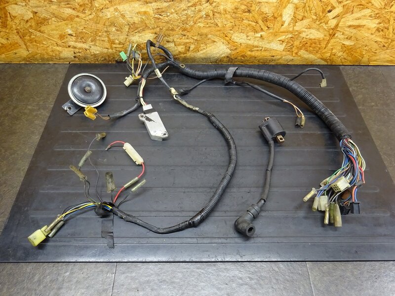 【260103】SDR200(2TV-000)◆ メインハーネス レギュレーター イグニッションコイル | 中古バイクパーツ通販・買取　ジャンクヤード鳥取　JunkYard