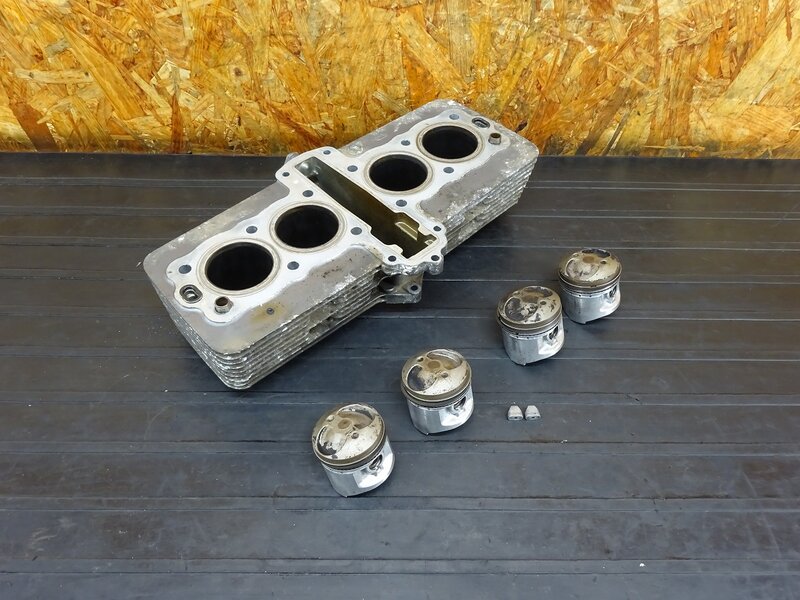 【260115】ゼファー400(ZR400C-054)◇ シリンダー ピストン 【C4 ※エンジンパーツ | 中古バイクパーツ通販・買取　ジャンクヤード鳥取　JunkYard