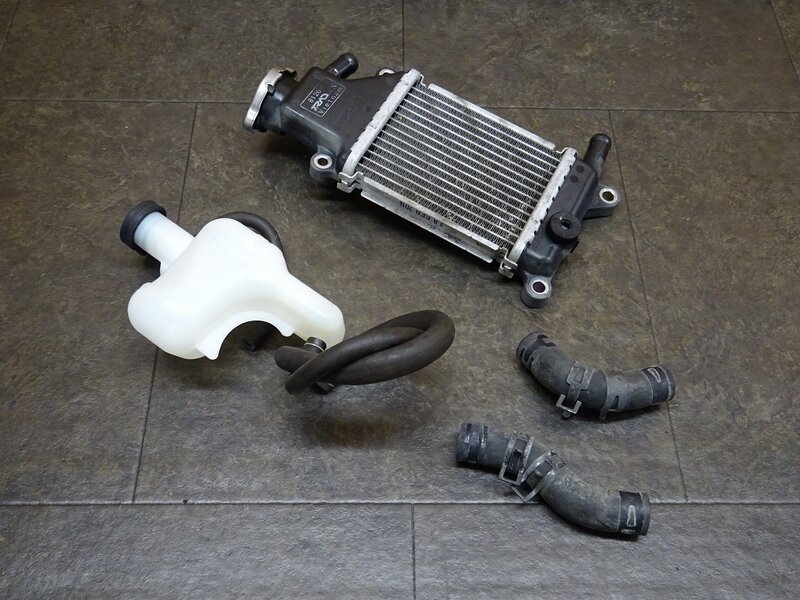 【260309】ダンク(AF74-1006)◆ ラジエーター ラジエター サブタンク リザーブタンク | 中古バイクパーツ通販・買取　ジャンクヤード鳥取　JunkYard