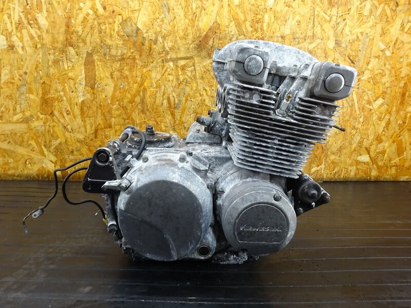 【260312】ゼファー400(ZR400C-094)◇ 中古エンジン クランキングOK!! 圧縮9!! ジェネレーター セルモーター 【C5 | 中古バイクパーツ通販・買取　ジャンクヤード鳥取　JunkYard