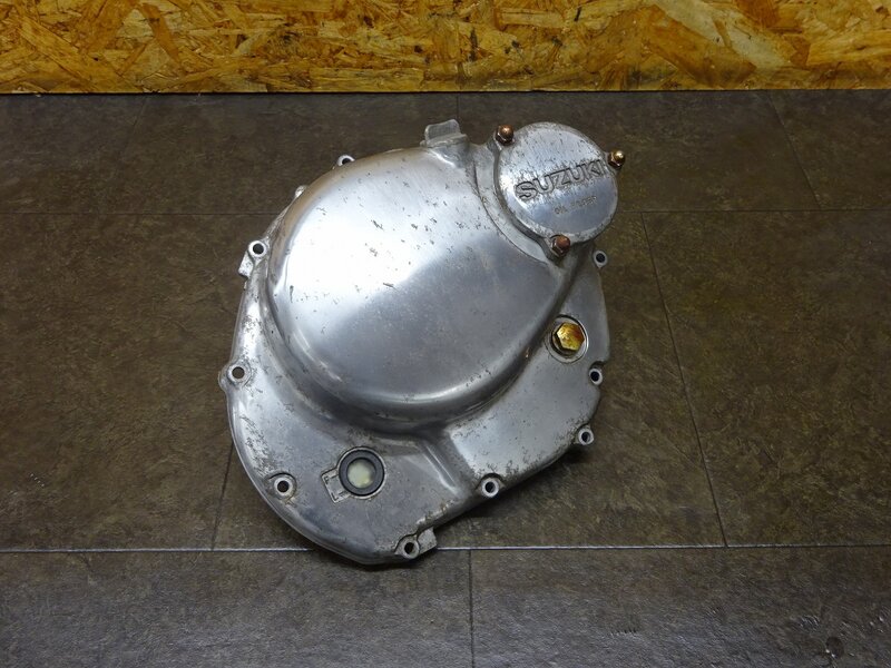 【250609】ボルティー(NJ47A-108)◆ クラッチカバー エンジンカバー右 腐食有 ※エンジンパーツ J424 | 中古バイクパーツ通販・買取　ジャンクヤード鳥取　JunkYard
