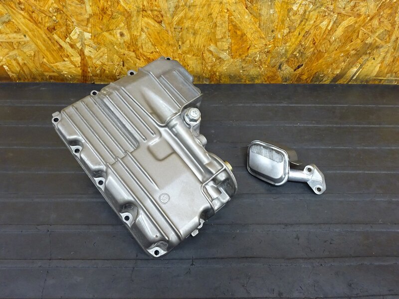 【250730】ジール(3YX-002)◇ オイルパン ストレーナー ※エンジンパーツ ZeaL 【検索:FZR250 | 中古バイクパーツ通販・買取　ジャンクヤード鳥取　JunkYard