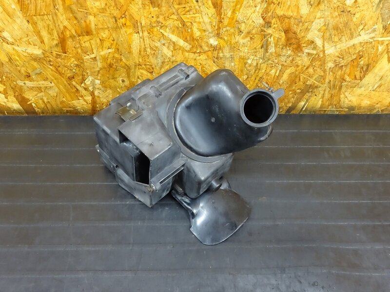 【250734】KDX125SR(DX125A-001)◇ エアクリーナーボックス エアクリボックス マッドガード 泥除け ※検索:200 220 250 | 中古バイクパーツ通販・買取　ジャンクヤード鳥取　JunkYard