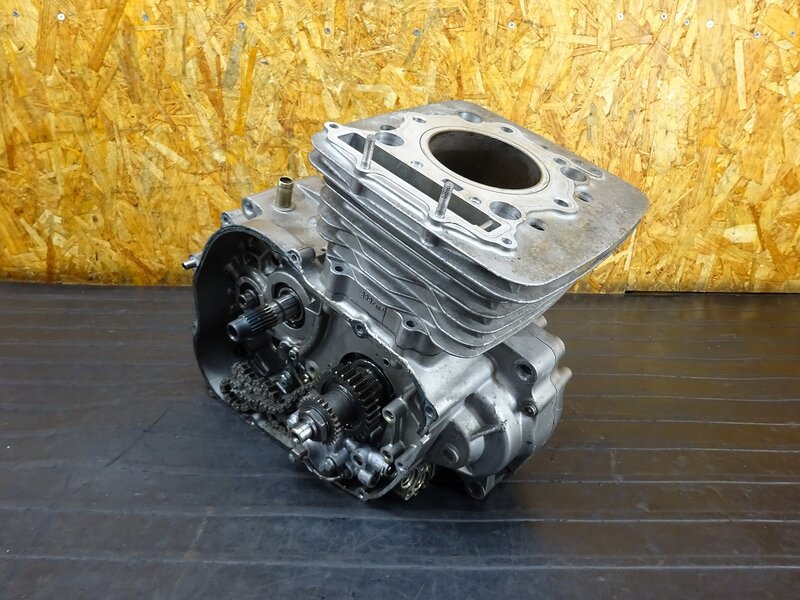 【250802】GB400TT(NC20-1011)◇ エンジン腰下 ミッション クランクシャフト シリンダー ピストン ※エンジンパーツ 【検索:GB500TT | 中古バイクパーツ通販・買取　ジャンクヤード鳥取　JunkYard