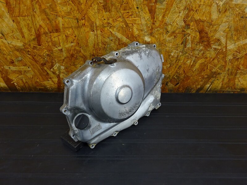 【250922】ブロス400(NC25-1000)◇ エンジンカバー右 クラッチカバー ※エンジンパーツ【BROS ブロス650 | 中古バイクパーツ通販・買取　ジャンクヤード鳥取　JunkYard