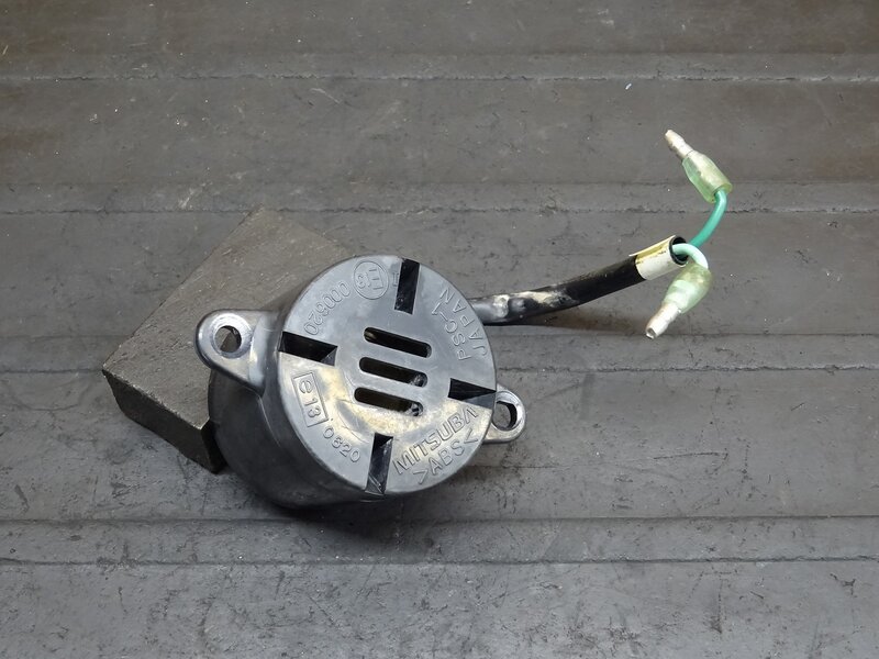 【251101】エイプ100(HC07-1301)◆ 電子ホーン クラクション 【エイプ50 XR100 | 中古バイクパーツ通販・買取　ジャンクヤード鳥取　JunkYard