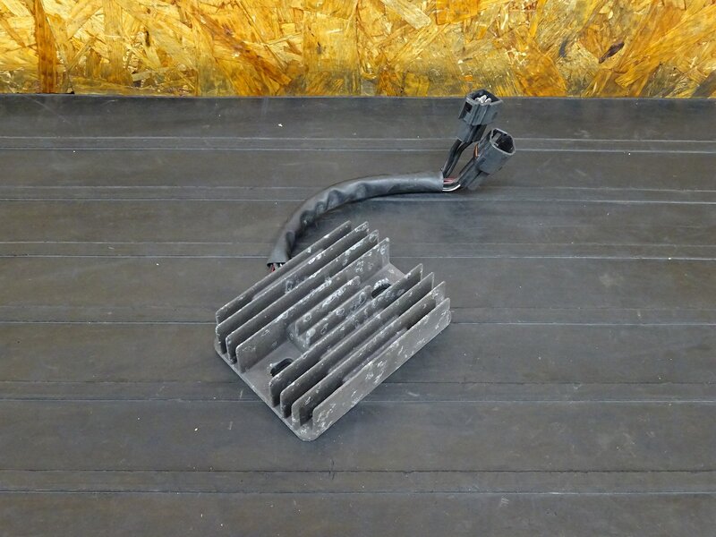 【251117】ジェンマ250(CJ47A-101)◇ レギュレーター レギュレター | 中古バイクパーツ通販・買取　ジャンクヤード鳥取　JunkYard