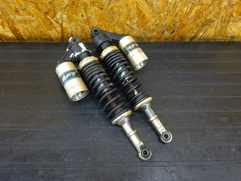 【251120】ZRX400(ZR400E-006)◇ 社外リアサスペンション リアサス リアショック リヤサス ジャンク!! 【前期 ZRX-2 ZRX-Ⅱ | 中古バイクパーツ通販・買取　ジャンクヤード鳥取　JunkYard