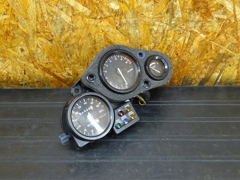 【251212】CBR250RR(MC22-1052)◇ スピードメーター タコメーター インジケーターランプ 61778km レンズ汚れ有 【規制前 | 中古バイクパーツ通販・買取　ジャンクヤード鳥取　JunkYard