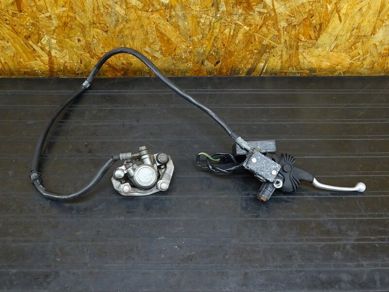 【251219】セロー225W(4JG-116)◇ フロントブレーキセット ブレーキキャリパー マスター Φ11 【検:SEROW 1KH DG08J | 中古バイクパーツ通販・買取　ジャンクヤード鳥取　JunkYard